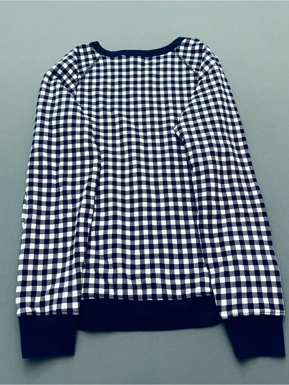 Draper James Preppy Women's Navy and White Classic Gingham Crewneck Sweater - Picture 6 of 7